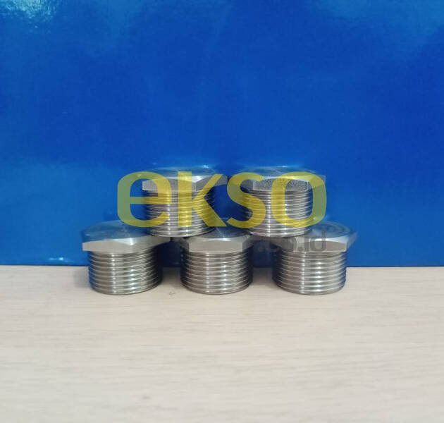 CYE1300Y Eaton Raxton CY Plug, M25, Stainless Steel, Unplated