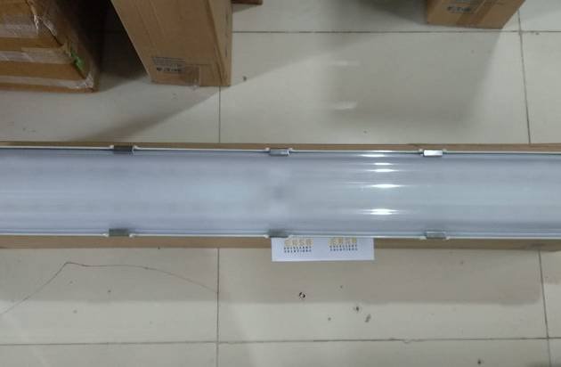 VLL-5L-57-16-120-N CCL2004174 VLL LED Zone 1 GRP Linear Light Fixtures