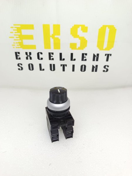 M22-WRK3K10 Selector Switch Complete Device