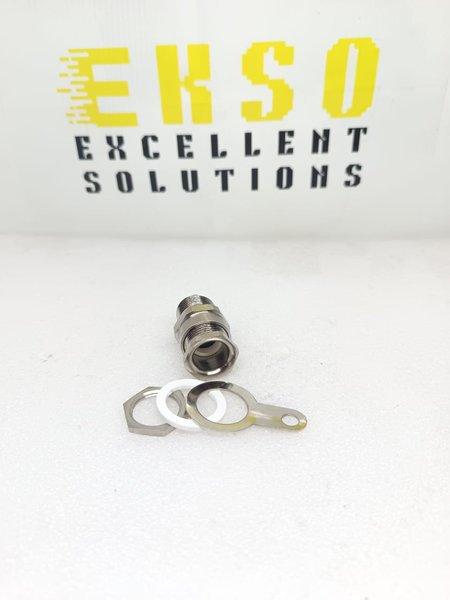20S A2F FF M20. Brass Nickle Plated cw Locknut & Washer